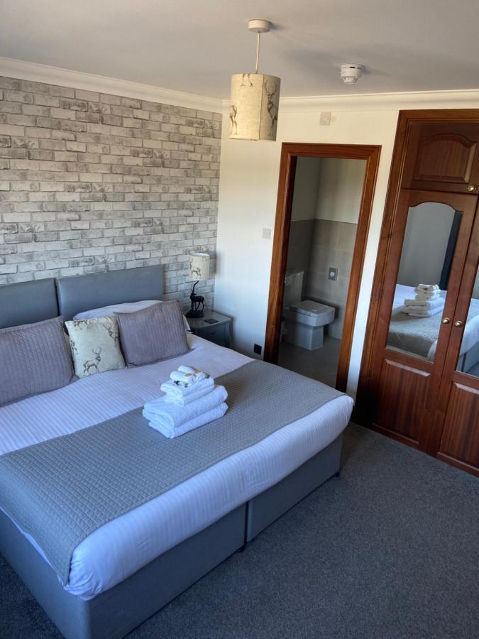 Victoria House Bed And Breakfast Форт Уилям Екстериор снимка